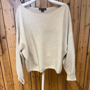 Cozy French Connection Cream Sweater Women’s Large